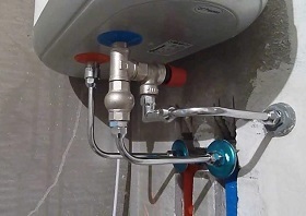 Установка водонагревателя в Кондрово