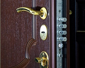Замена замка на металлической двери Legran в Кондрово
