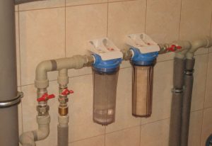 Установка проточного фильтра для воды в Кондрово